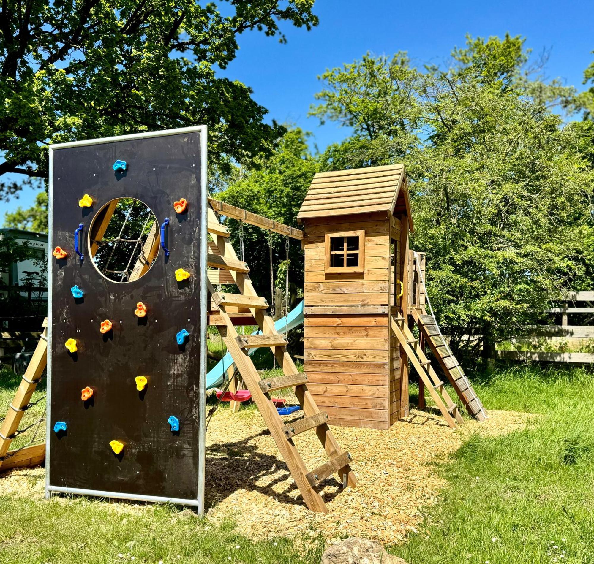 Hof Vierzehnender Im Hohen Venn - 70Qm Maisonette - 2 Schlafzimmer - Wohnkueche - Balkon Mit Grill - Monschau - Eifel - Hunde Willkommen - Islandpferde Ngoại thất bức ảnh
